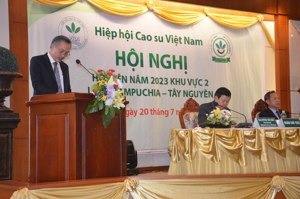 hình ảnh cao su việt lào